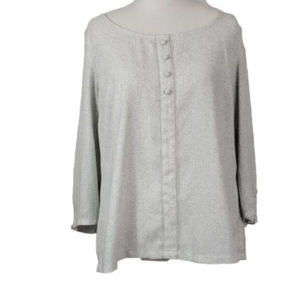 Lauren Conrad grey and white flower blouse - Picture 1 of 9